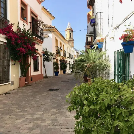Unique Andalusian Townhouse next to Beach Estepona Extérieur photo